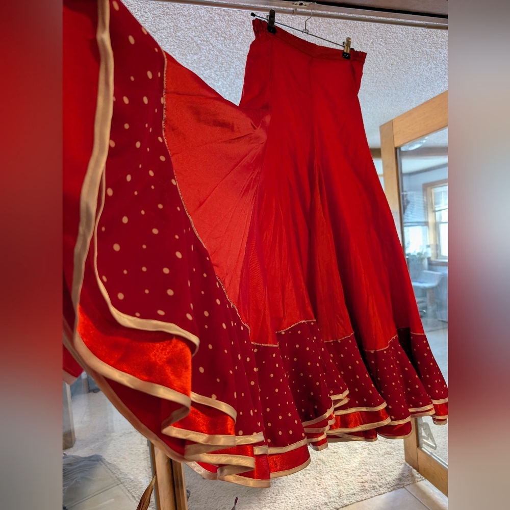Elegant Red Polka Dot Flamenco Skirt